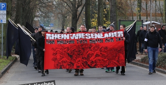 Wir dokumentieren einen Artikel, den wir für Netz-gegen-Nazis geschrieben haben und der dort erschienen ist. Am 22. November 2014 fand zum sechsten Mal in Folge der „Trauermarsch“ in Remagen statt. […]